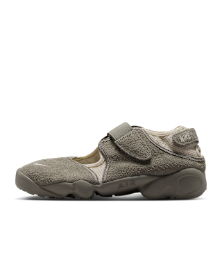 Nike Air Rift Women's Shoes. Nike PT